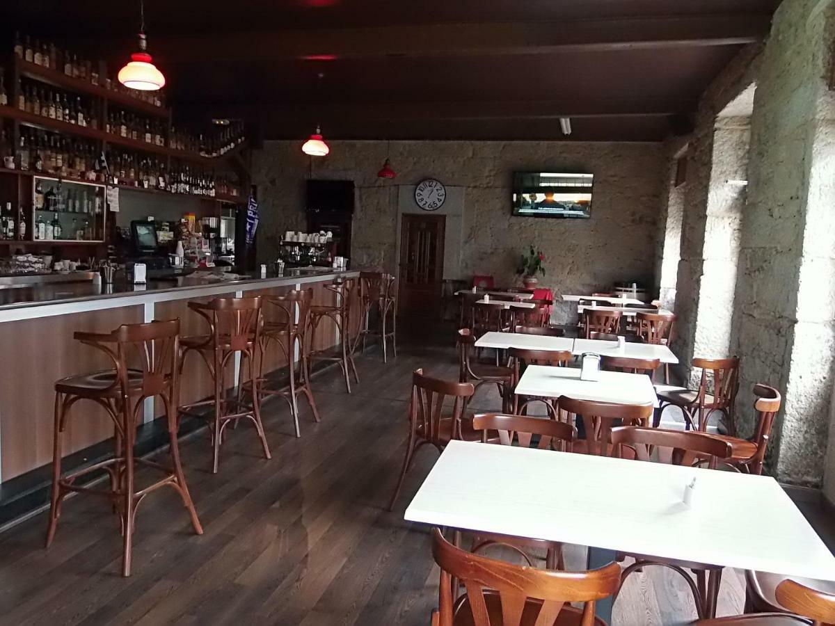 Outes Hostal Vina المظهر الخارجي الصورة